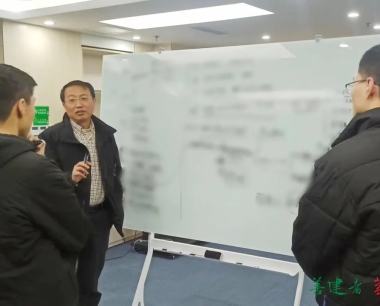 【貫徹落實集團督導動員令】集團首席數字官，公司黨支部書記、董事長丁雲波督導數字研發事業部業務開展